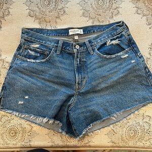 Abercrombie Curve Love Boyfriend Mid Rise Denim Short